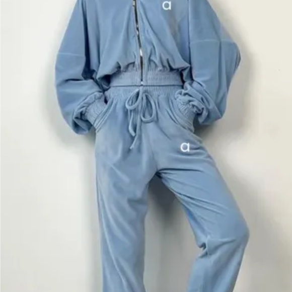 Blue Women's tracksuit - Picture 1 of 1